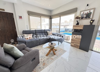 Sale - Villa - Villamartin - Villamartín