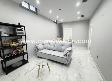 Sale - Villa - Villamartin - Villamartín