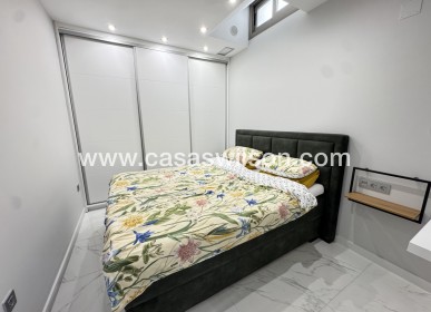 Sale - Villa - Villamartin - Villamartín