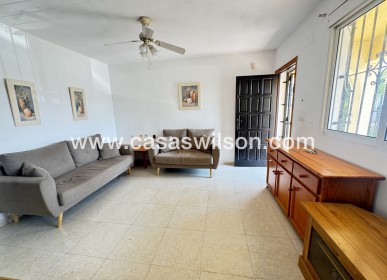 Sale - Apartment - Villamartin - Villamartín