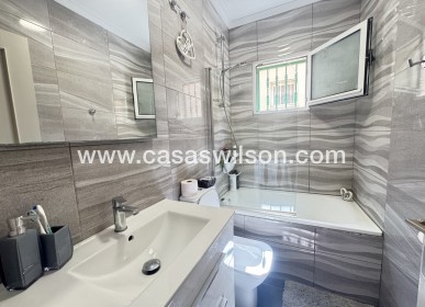 Sale - Villa - Villamartin - Villamartín