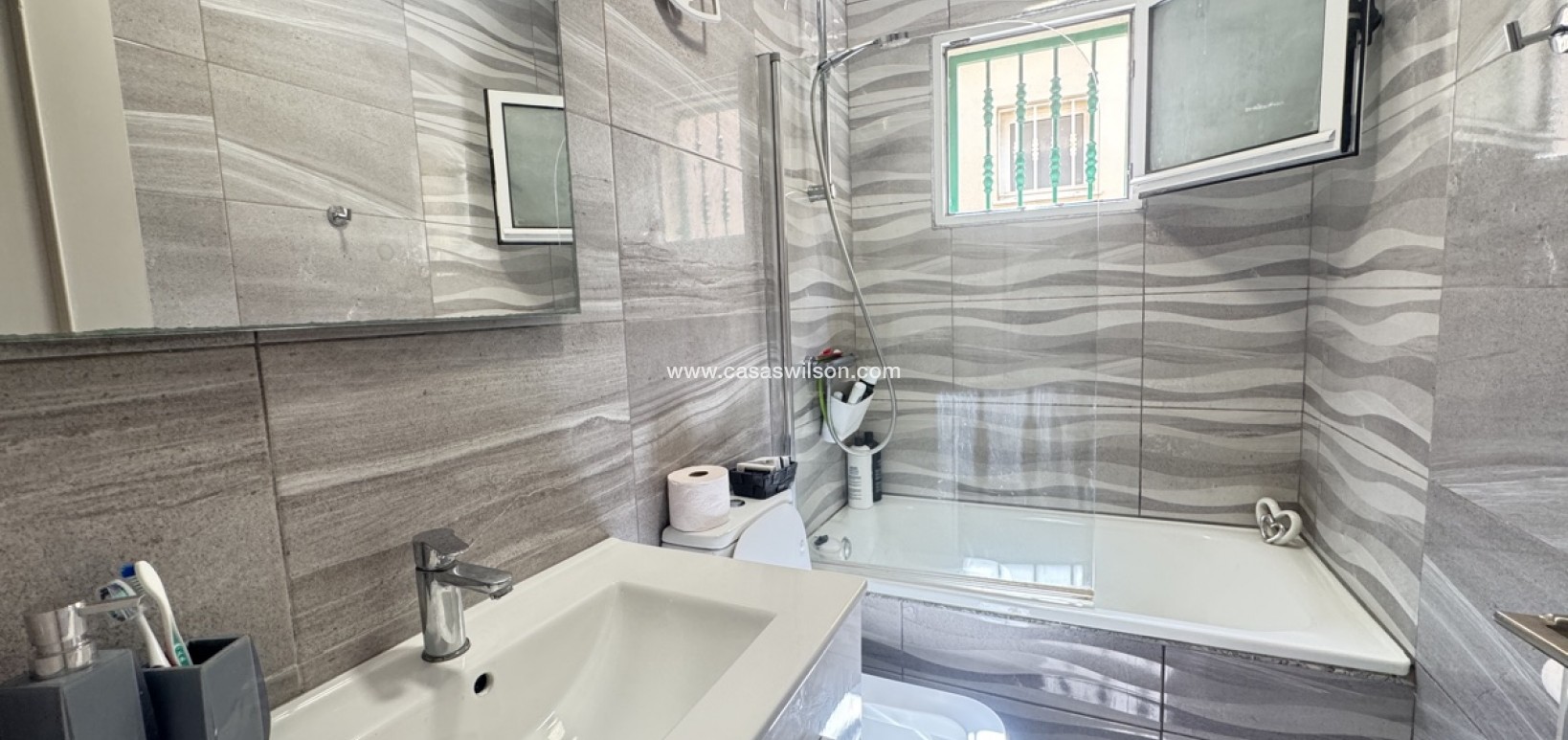 Sale - Villa - Villamartin - Villamartín