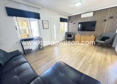 Sale - Villa - Villamartin - Villamartín