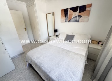 Sale - Villa - Villamartin - Villamartín