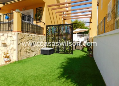 Sale - Villa - Orihuela Costa - Villamartín