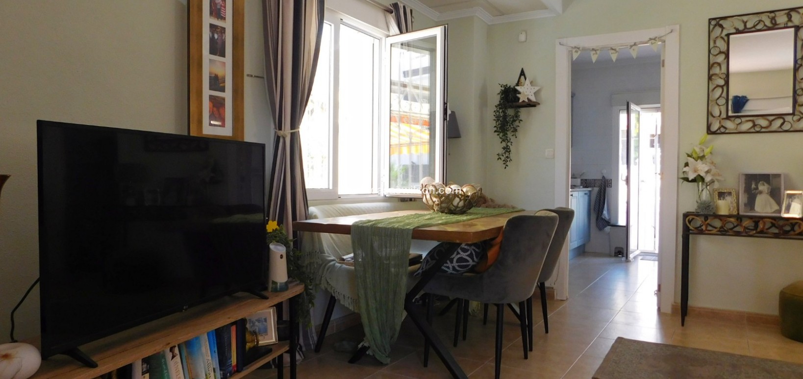 Sale - Villa - Orihuela Costa - Villamartín