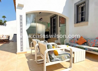 Venta - Chalet - Orihuela Costa - Villamartín
