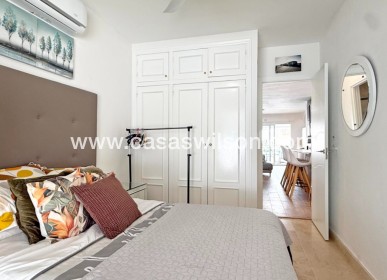 Venta - Chalet - Orihuela Costa - Villamartín