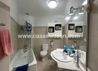 Sale - Apartment - Jacarilla