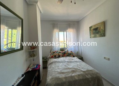 Sale - Apartment - Jacarilla