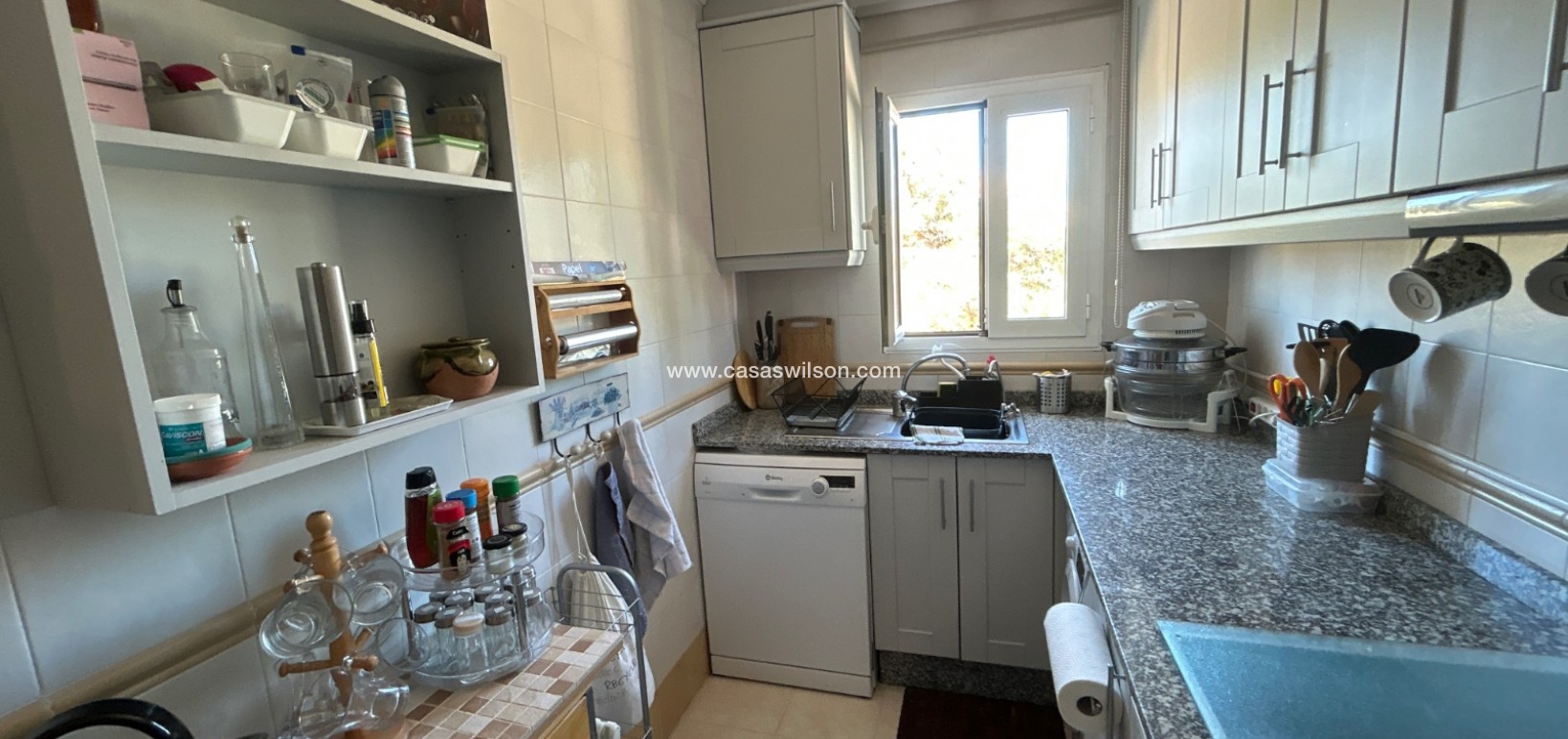 Sale - Apartment - Jacarilla