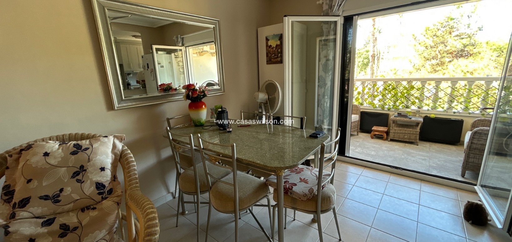 Sale - Apartment - Jacarilla