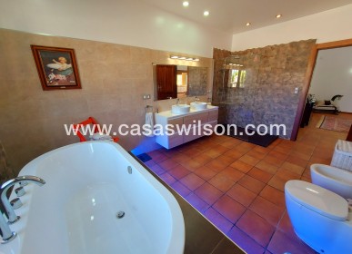 Sale - Country Property - Bigastro