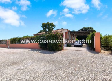 Sale - Country Property/Finca - Orihuela