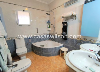 Sale - Country Property/Finca - Orihuela