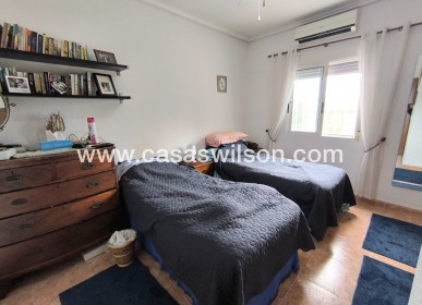 Sale - Country Property/Finca - Orihuela