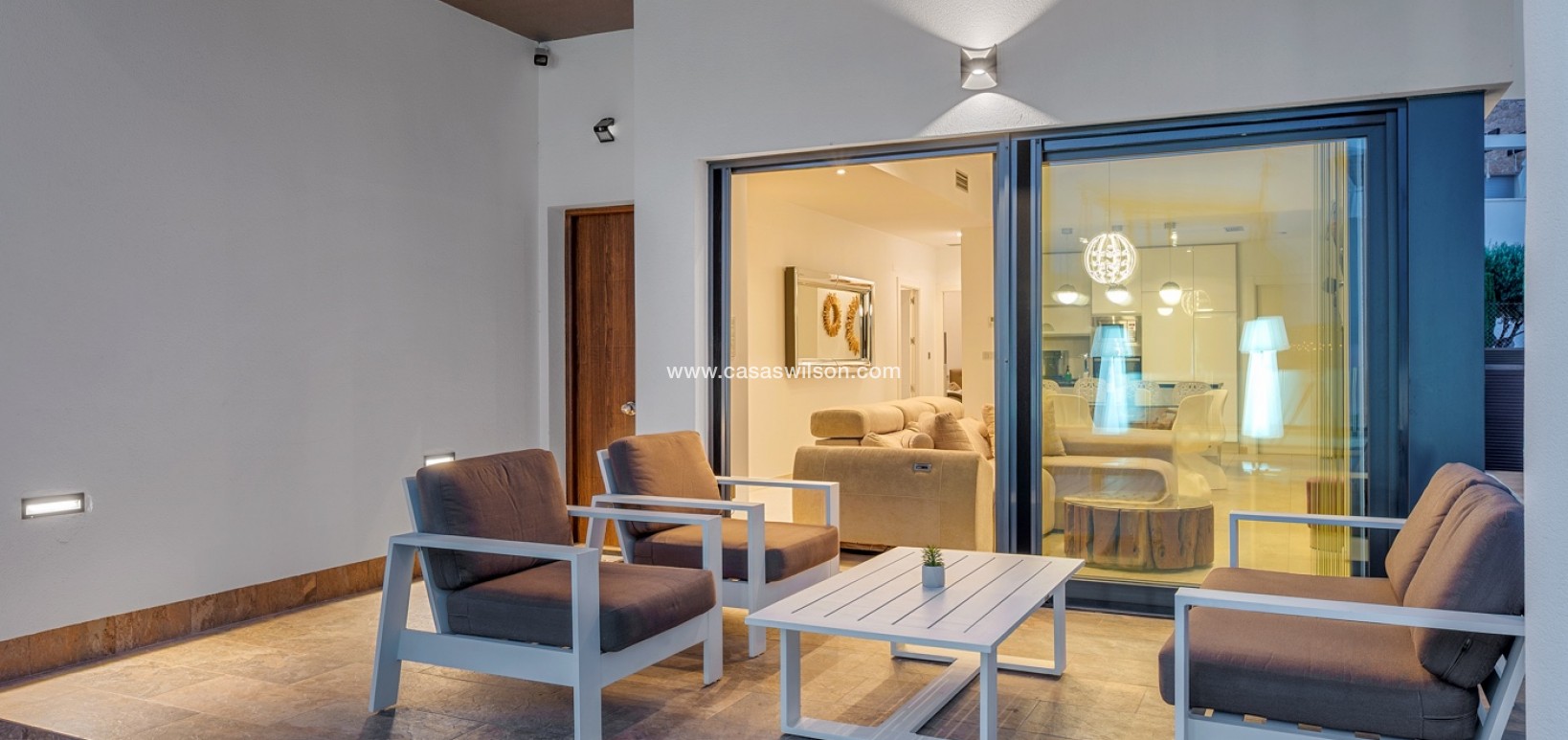 Sale - Villa - Orihuela Costa - Villamartín