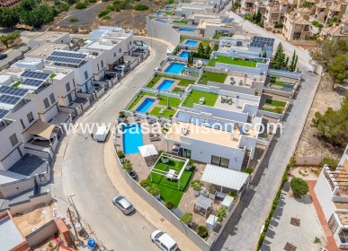 Sale - Villa - Orihuela Costa - Villamartín