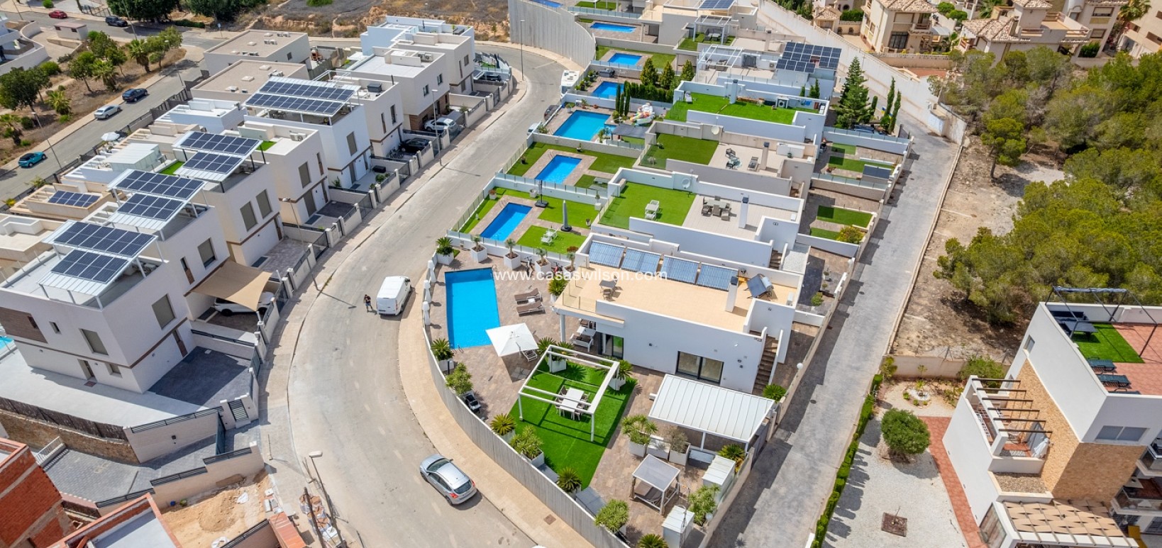 Sale - Villa - Orihuela Costa - Villamartín