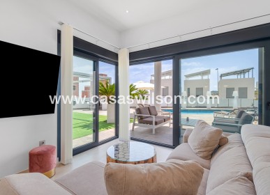 Sale - Villa - Orihuela Costa - Villamartín