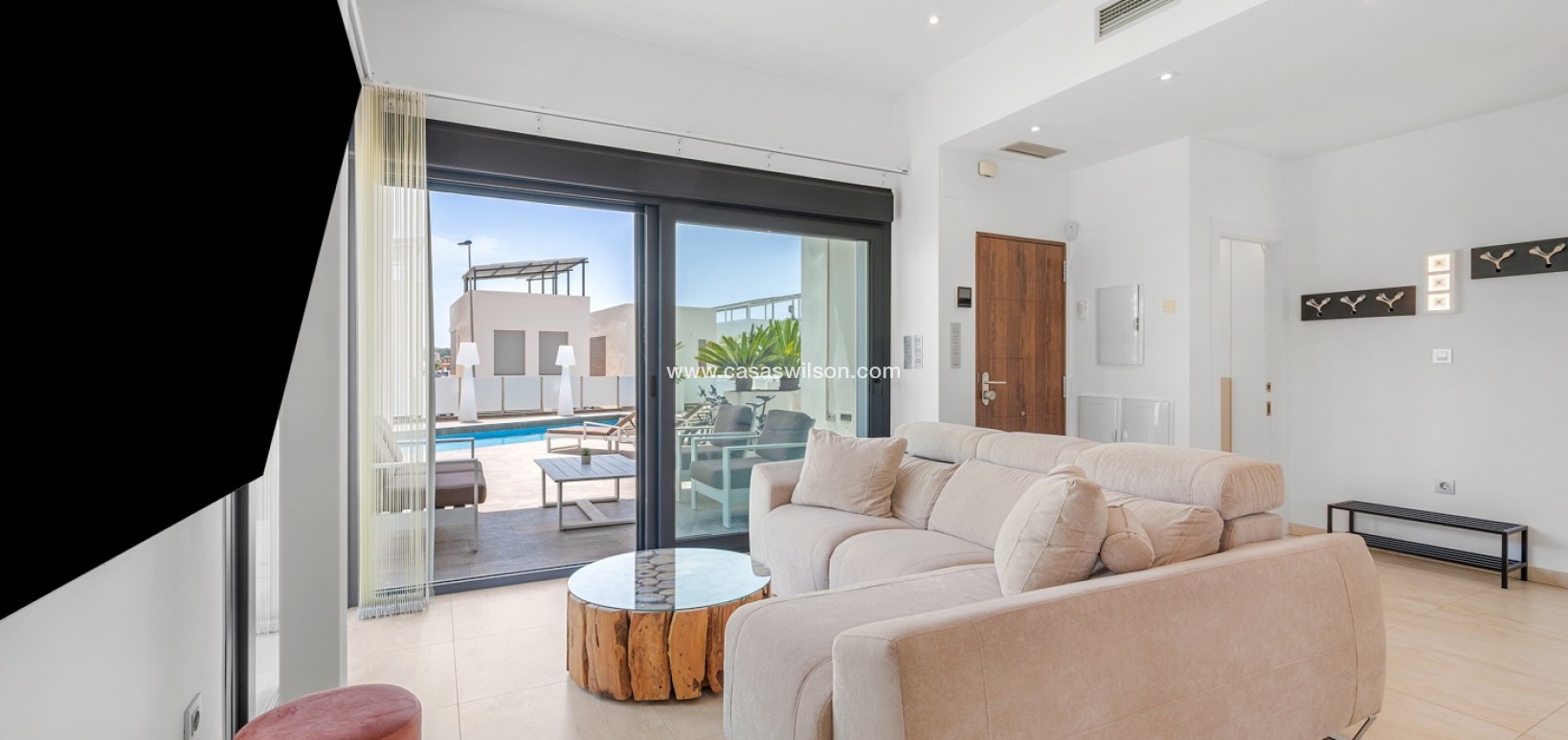 Sale - Villa - Orihuela Costa - Villamartín