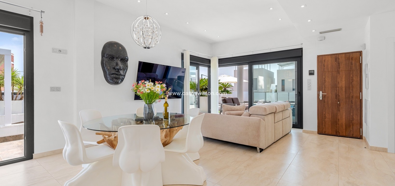 Sale - Villa - Orihuela Costa - Villamartín