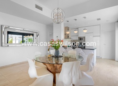 Sale - Villa - Orihuela Costa - Villamartín