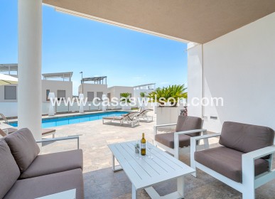 Sale - Villa - Orihuela Costa - Villamartín