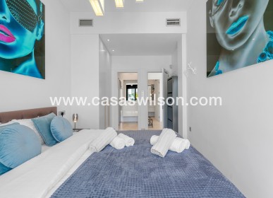 Sale - Villa - Orihuela Costa - Villamartín