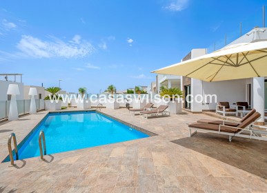 Sale - Villa - Orihuela Costa - Villamartín