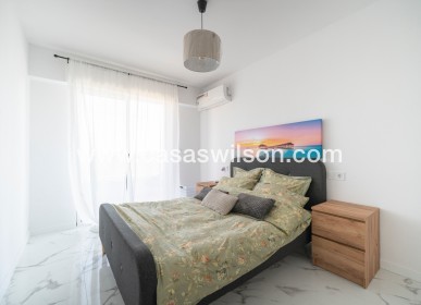 Sale - Apartment - Orihuela Costa - Punta Prima