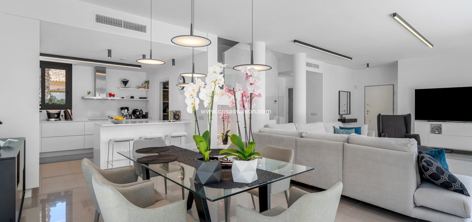 Sale - Villa - Guardamar del Segura