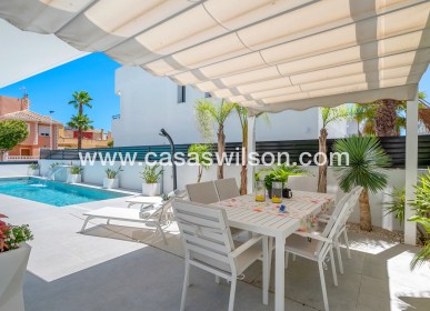 Sale - Villa - Guardamar del Segura
