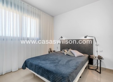 Sale - Villa - Guardamar del Segura