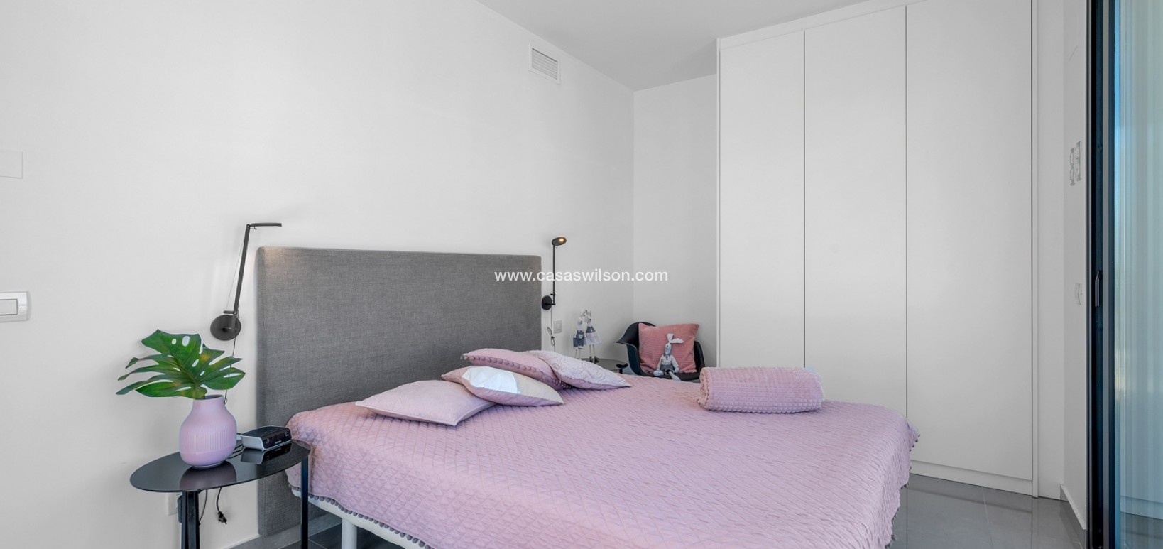 Sale - Villa - Guardamar del Segura