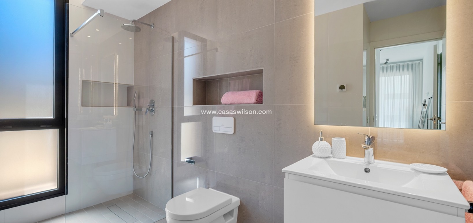 Sale - Villa - Guardamar del Segura