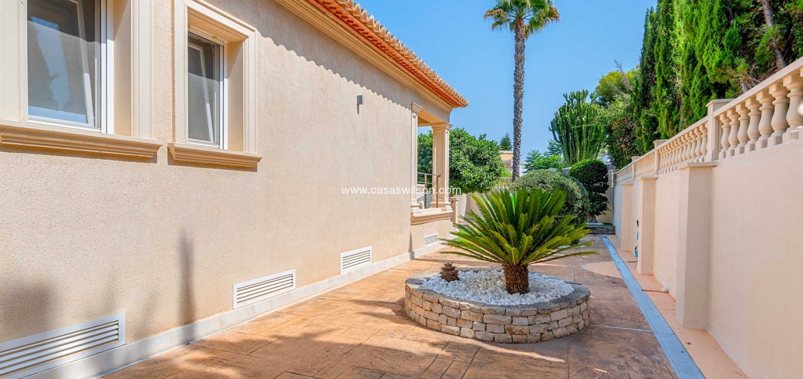 Sale - Villa - Benissa
