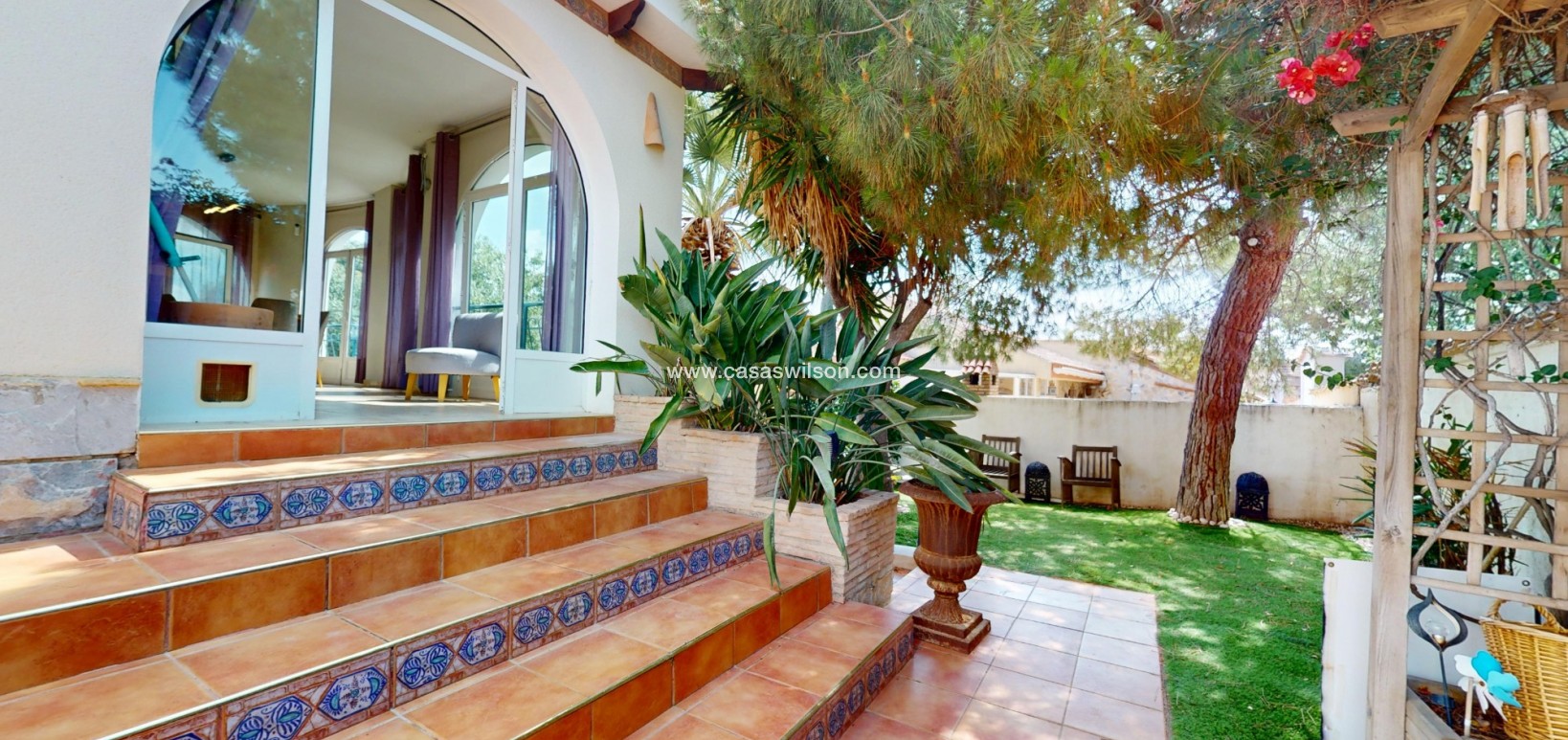 Venta - Chalet - Orihuela Costa - La Zenia