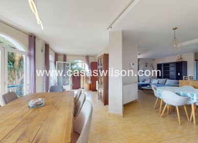 Venta - Chalet - Orihuela Costa - La Zenia