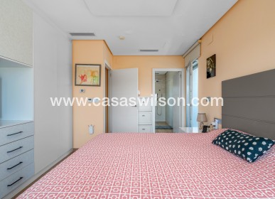 Venta - Chalet - Benijofar