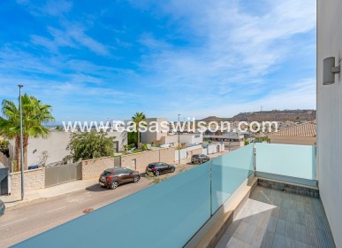 Venta - Chalet - Benijofar