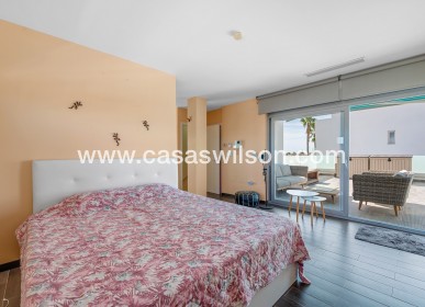 Venta - Chalet - Benijofar