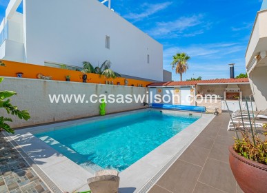 Venta - Chalet - Benijofar