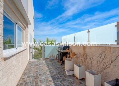 Venta - Chalet - Benijofar