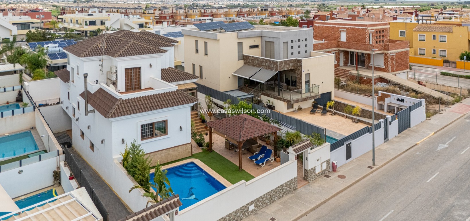 Sale - Villa - Los Montesinos - La Herrada