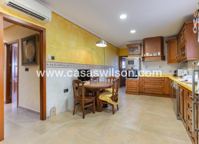 Sale - Villa - Los Montesinos - La Herrada