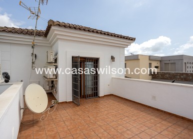 Sale - Villa - Los Montesinos - La Herrada