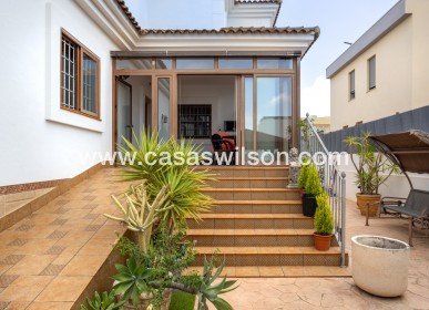 Sale - Villa - Los Montesinos - La Herrada