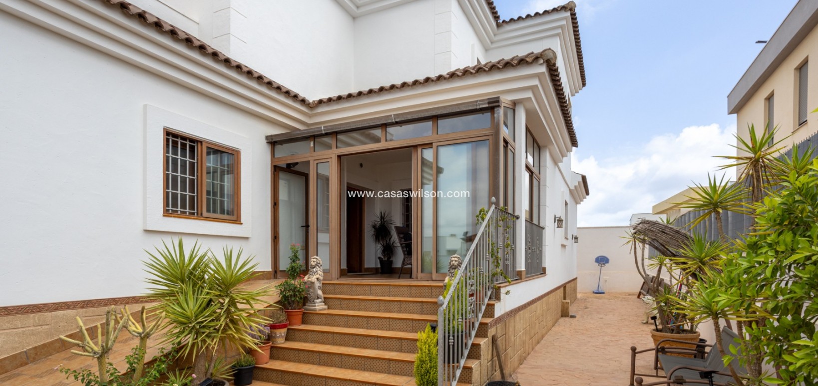 Sale - Villa - Los Montesinos - La Herrada