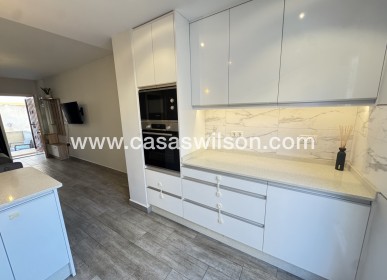 Sale - Apartment - La Zenia